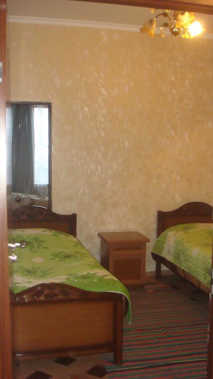 Saro B&B And Safari Tours Tat'ev Buitenkant foto