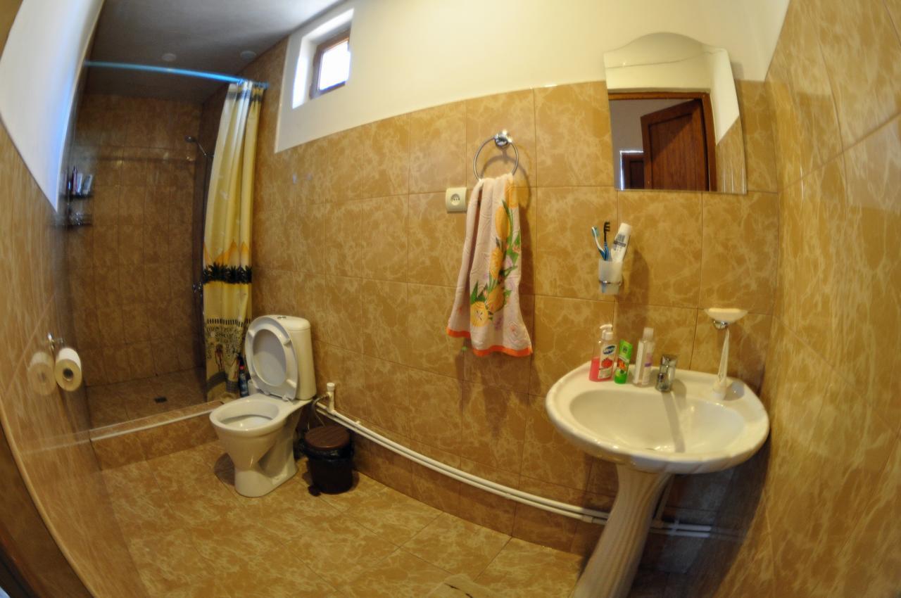 Saro B&B And Safari Tours Tat'ev Buitenkant foto