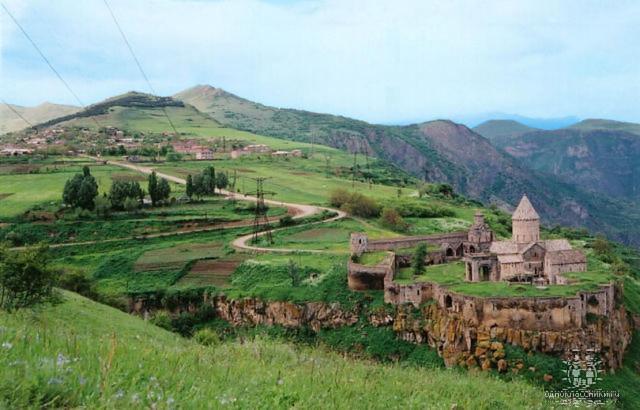 Saro B&B And Safari Tours Tat'ev Buitenkant foto